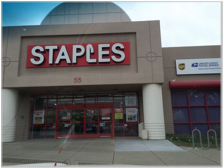 Staples 800 Number